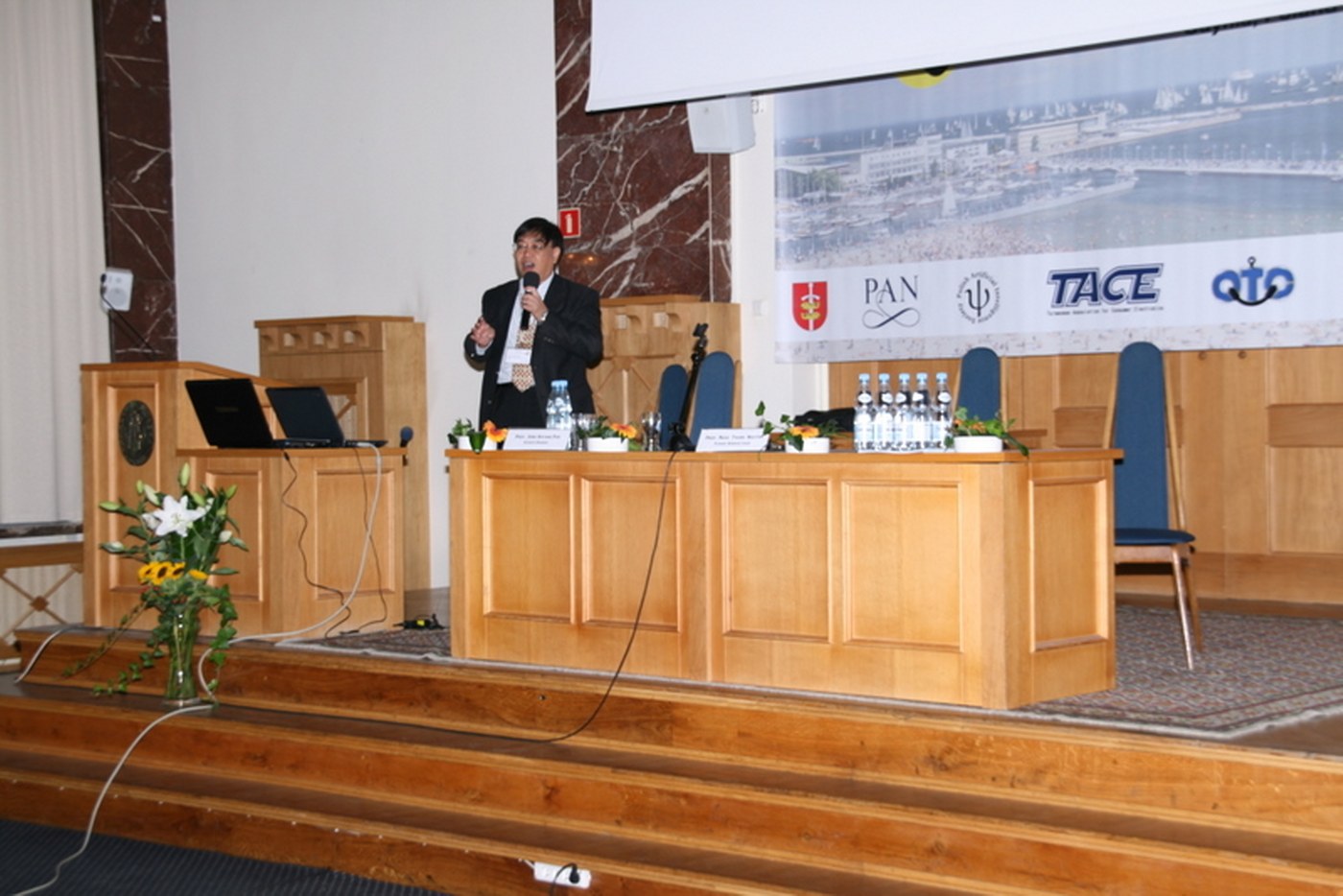 ICCCI2011_109_m
