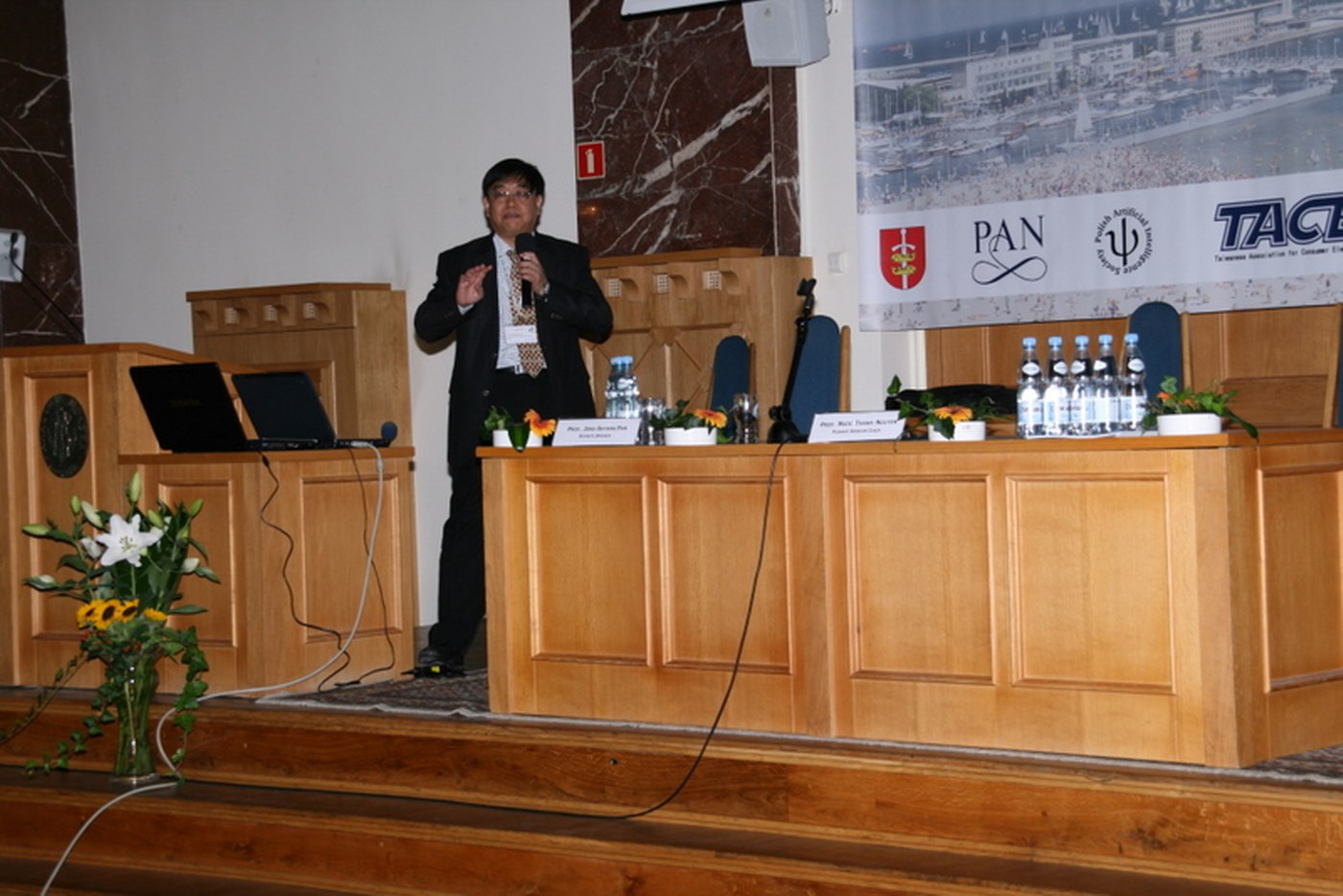 ICCCI2011_110_m
