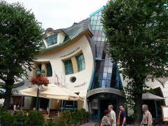 Crooked House
